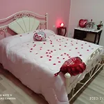לינה וארוחת בוקר Mandevilla 3*